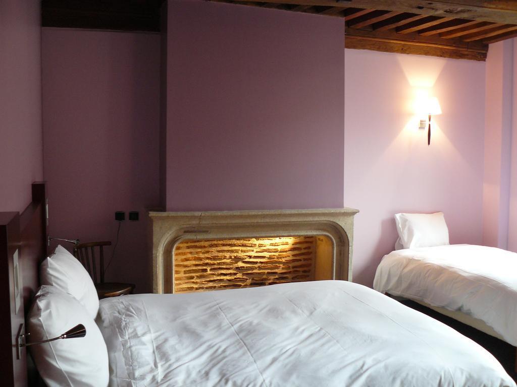 סמור-אן-אוסווה Hotel Relais De La Cote D'Or מראה חיצוני תמונה