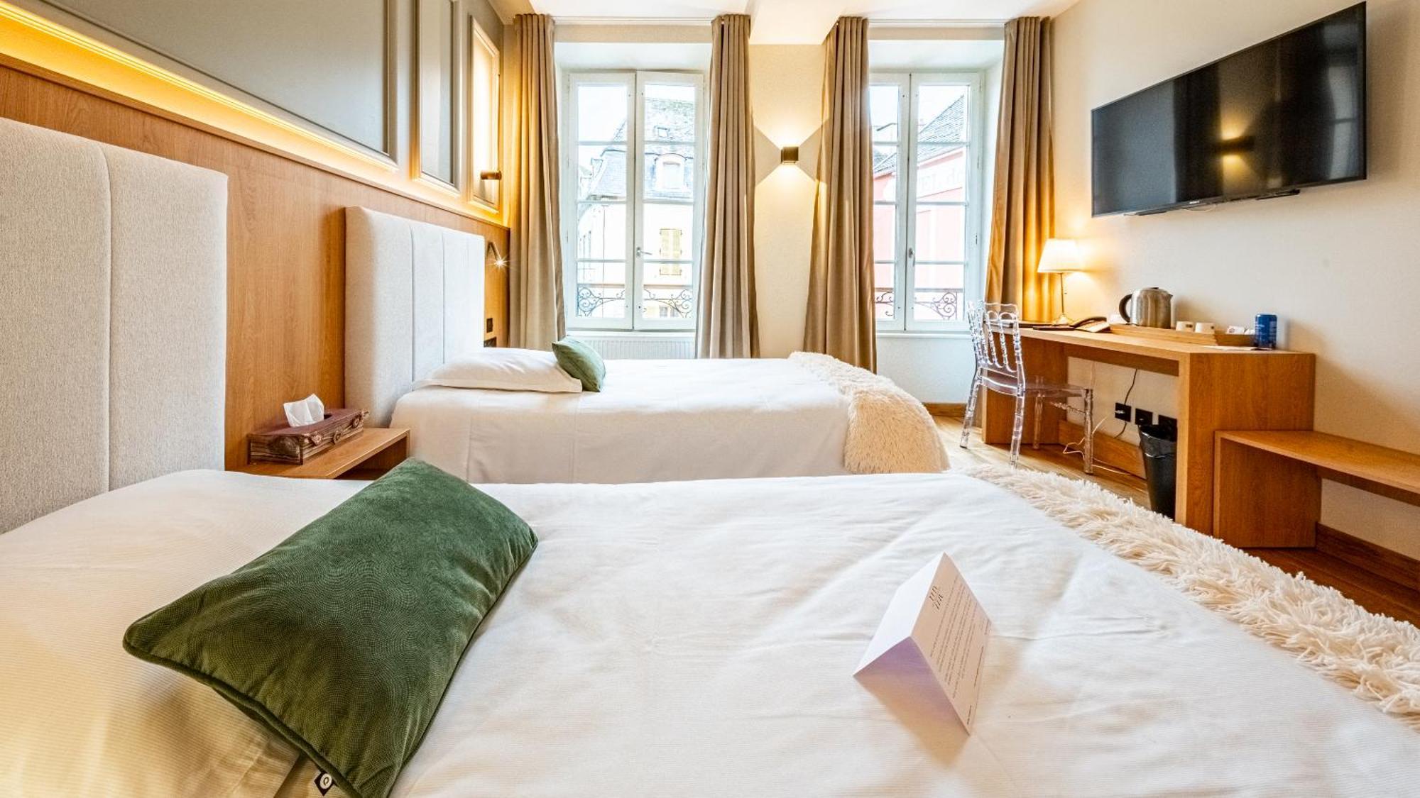 סמור-אן-אוסווה Hotel Relais De La Cote D'Or מראה חיצוני תמונה